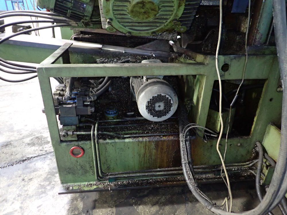 Behringer Horizontal Band Saw - Sawmaster