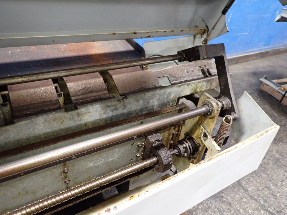 Haas 62" Bar Feeder - Servobar 300