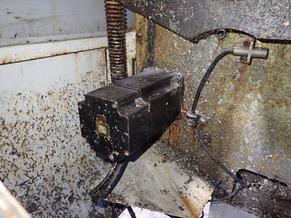 Haas 62" Bar Feeder - Servobar 300