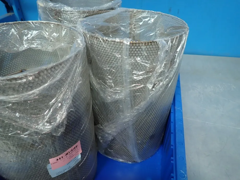 8" Dia. X 13" Lot Of 3 Strainers