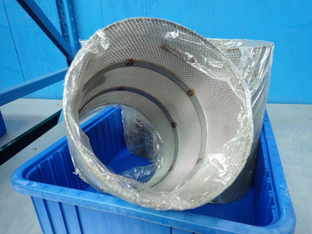 8" Dia. X 13" Lot Of 3 Strainers