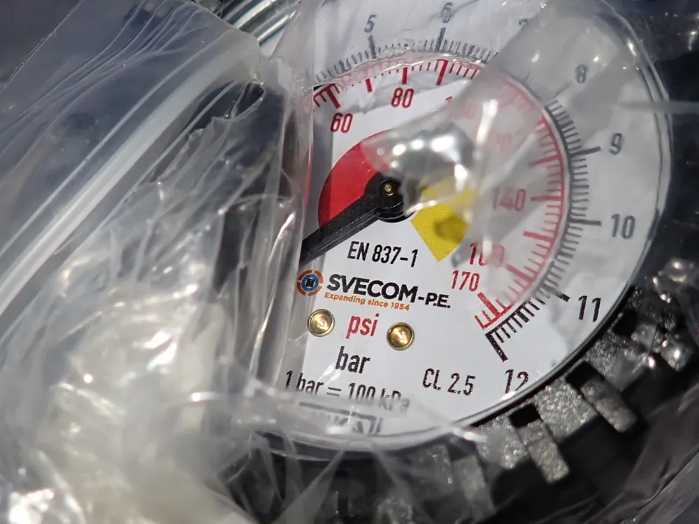 C.g. Bretting Manufacturing Company Inflator Gun