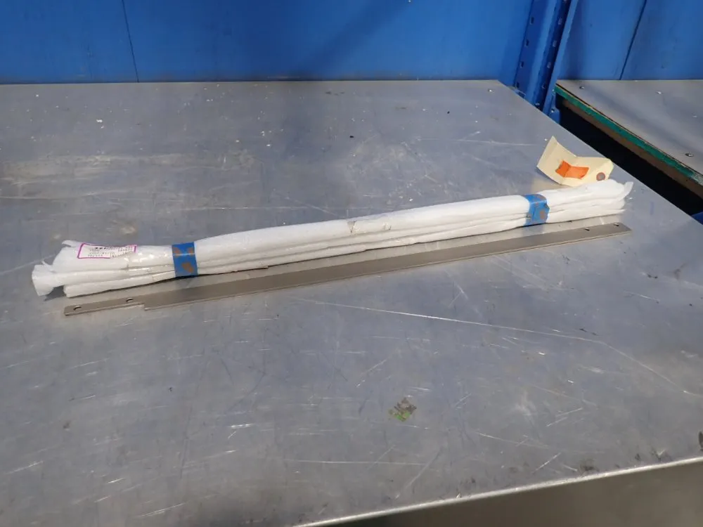 28 1/2" X 1" Lot Of 3 Guide Rails