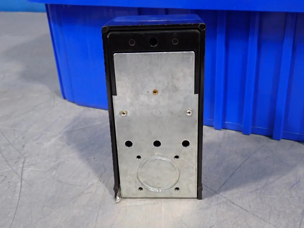 Leviton 50 Amps Straight Blade Single Receptacle - 5378