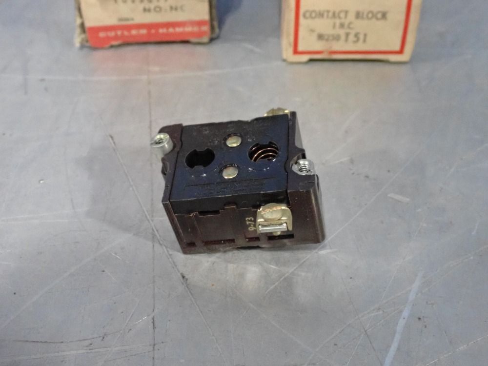 Cutler-hammer Contact Block, Qty: 5