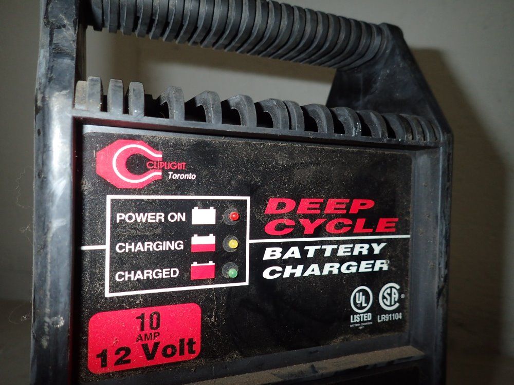 Mobiline Battery Charger