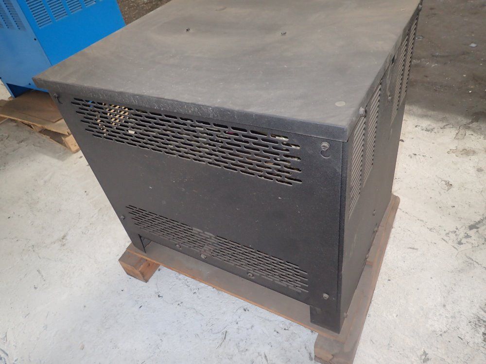 Douglas Battery Charger