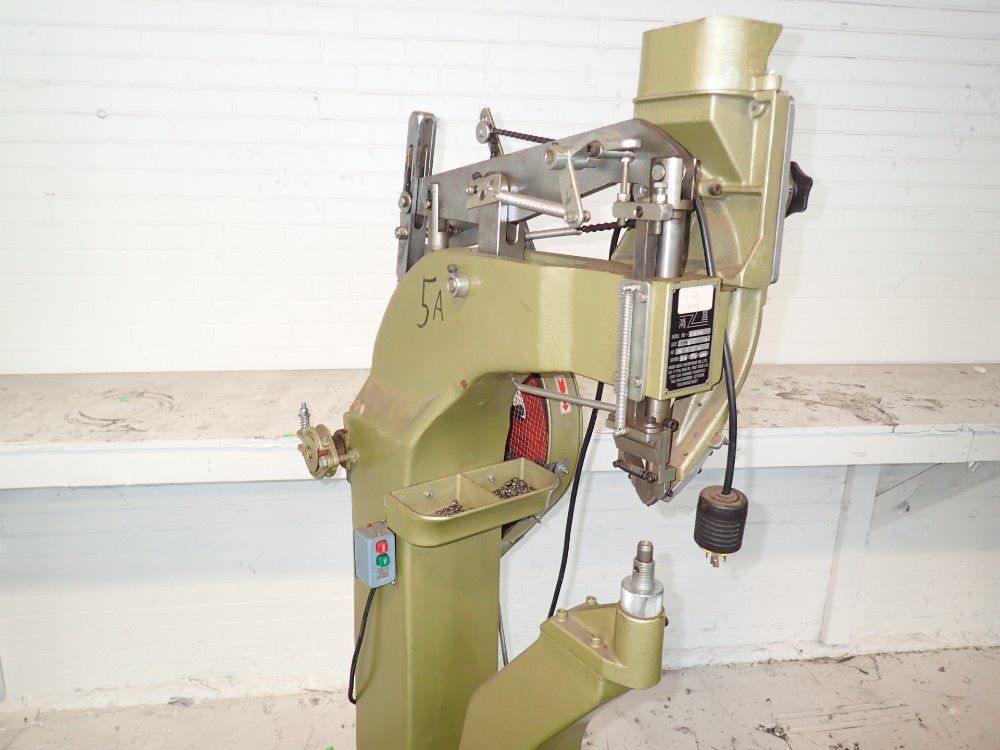 Huen Cheng Enterprise Riveter