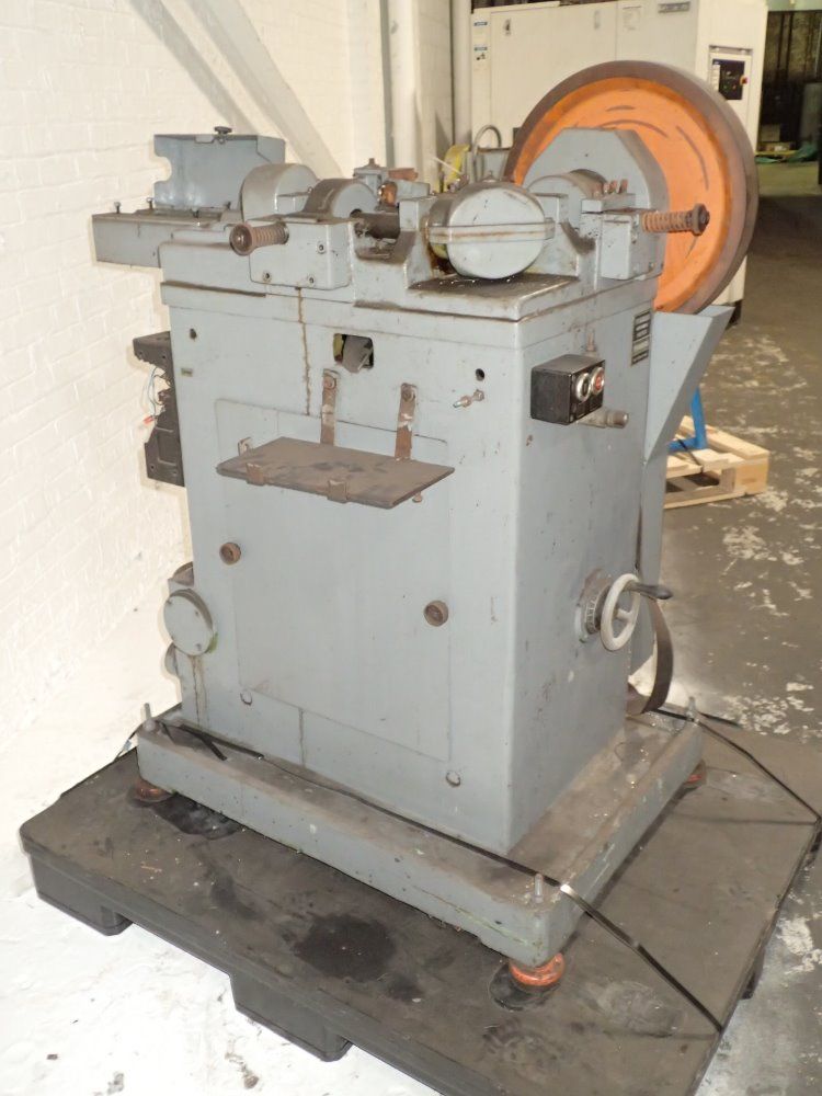 F. W. Bundgens Wire Straightener / Cutter