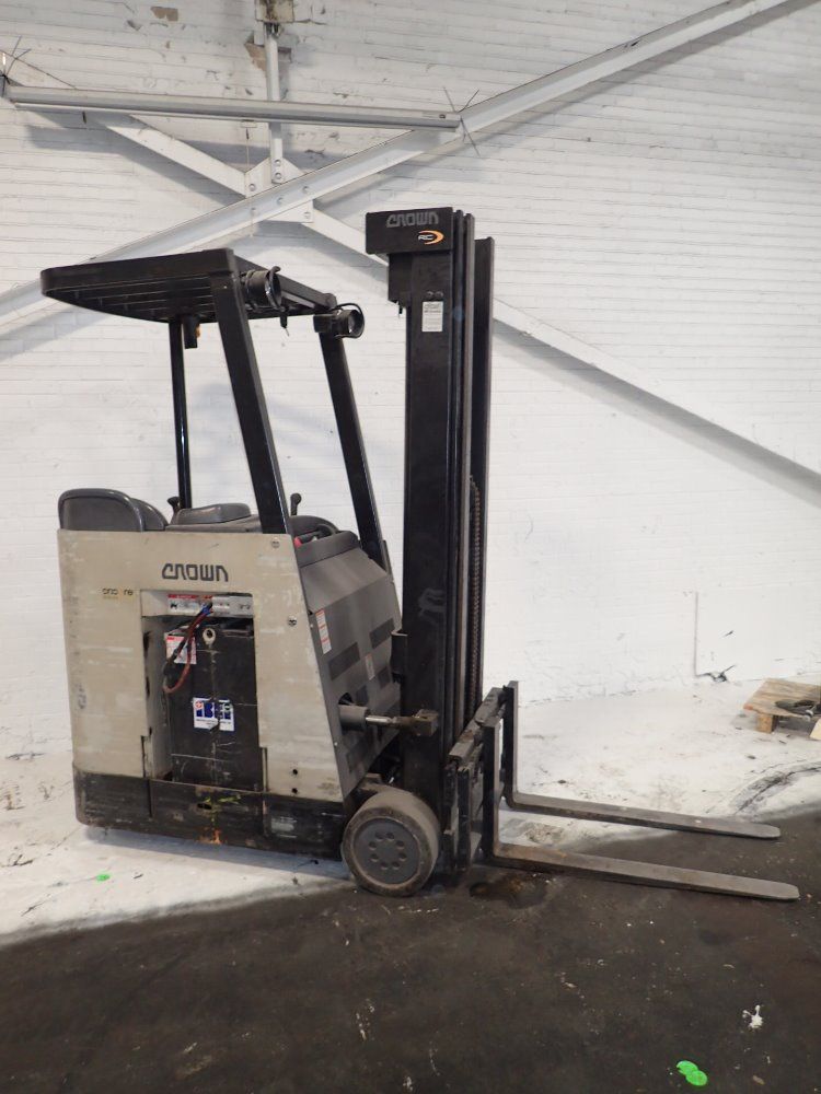 Crown / Rc Electric Order Picker