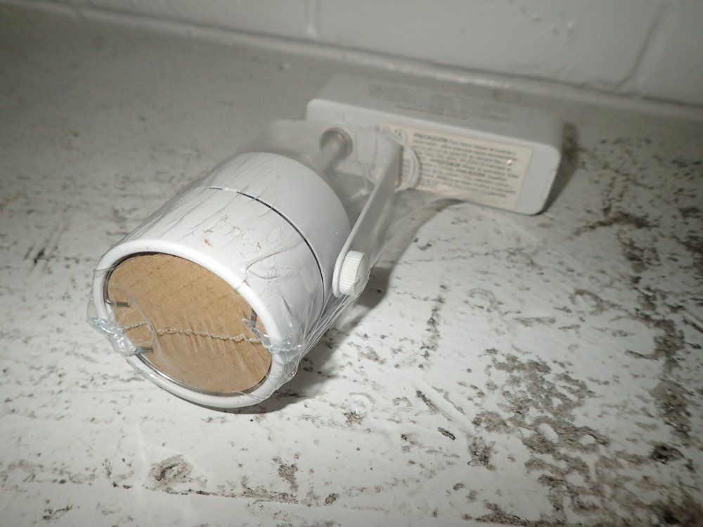 Hampton Bat Halogen Light