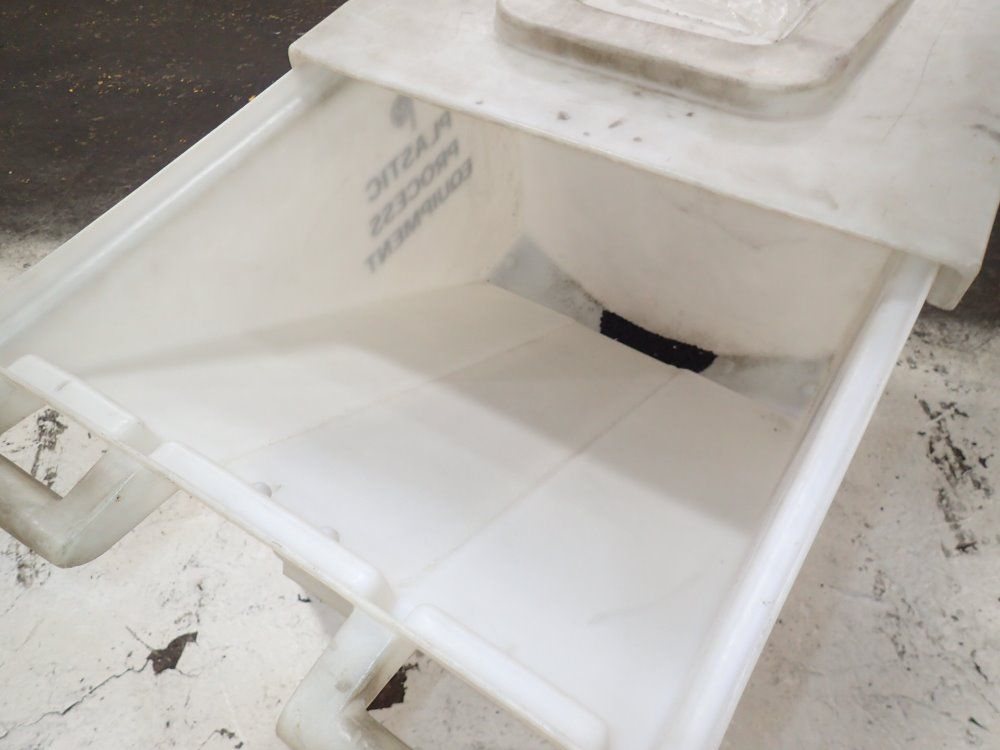 Plastic Process Equip. Portable Plastic Dumping Hopper