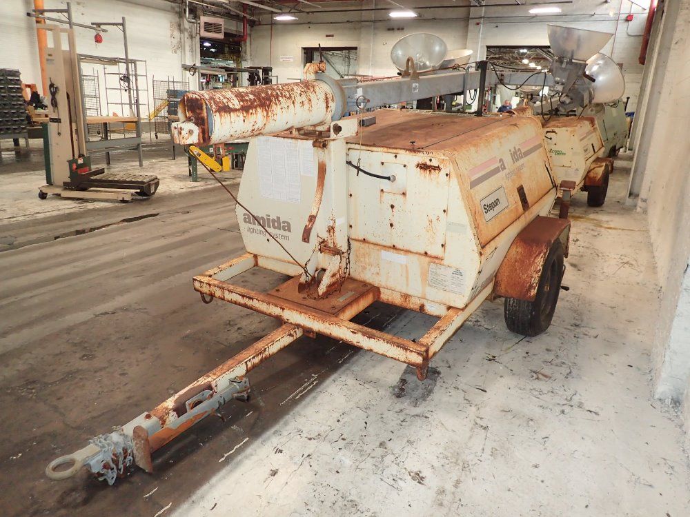 Amida Portable Lighting System