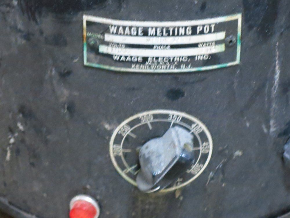 Waage Melting Pot