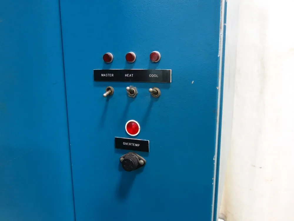 Bemco Temperature Chamber