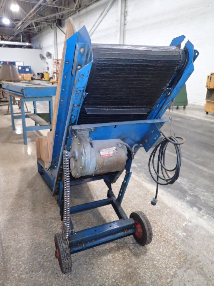 Plastic Machinery Inc. Chip Conveyor