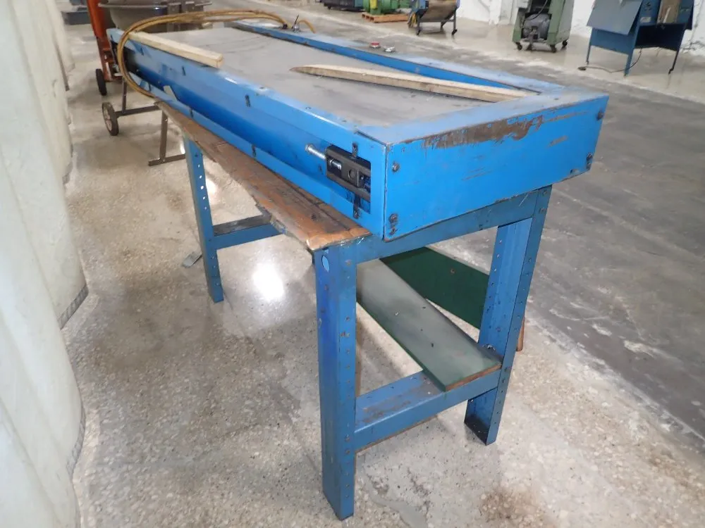 Laros Equipment Co. Belt Conveyor