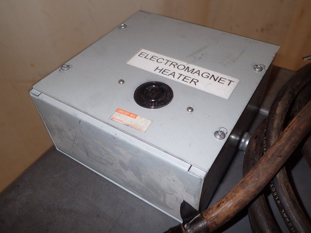 Varian Associates Electromagnet