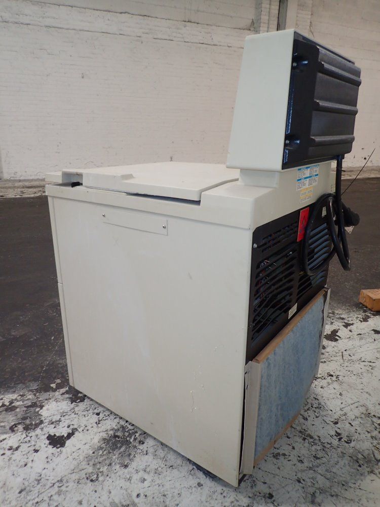 Beckman Portable Centrifuge