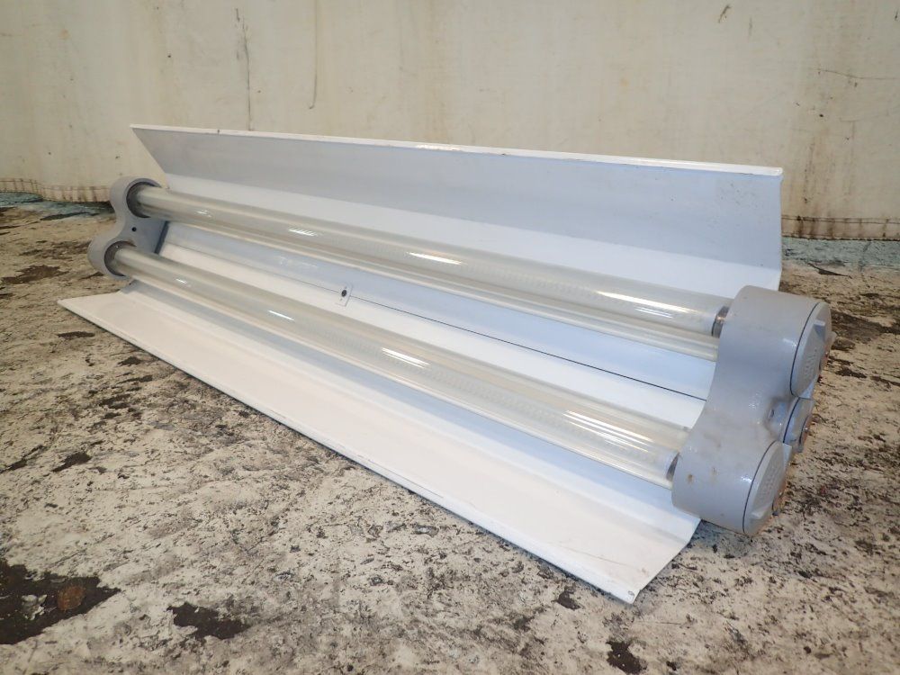 Appleton Electric Co. Light Fixture