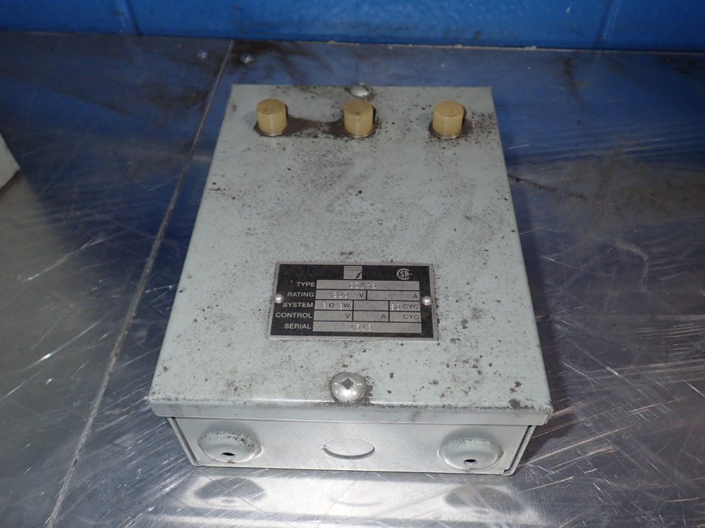 Federal Pioneer Enclosed Circuit Breaker