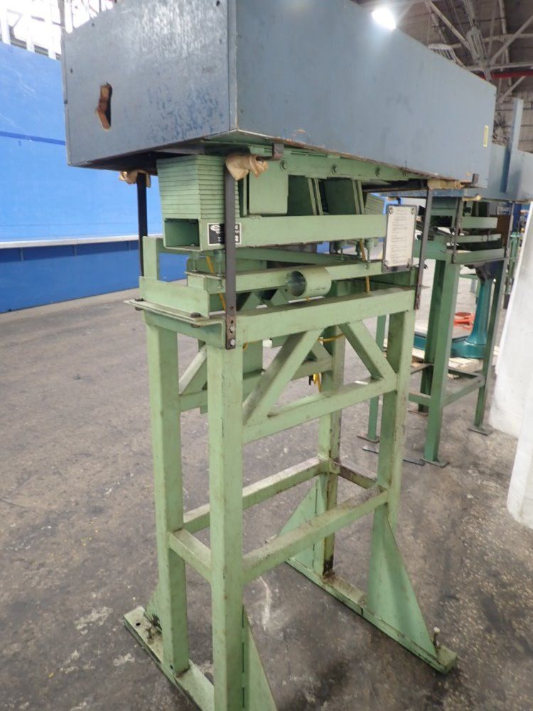 Campbell Machines Vibratory Feeder