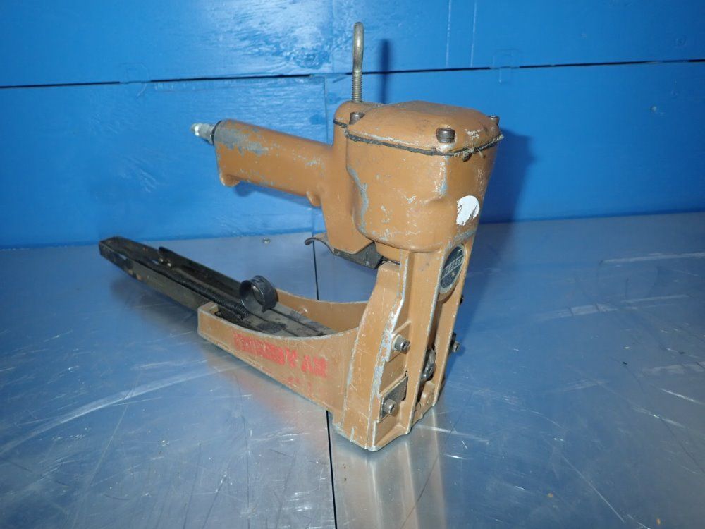 Duo Fast Pneumatic Staple Gun