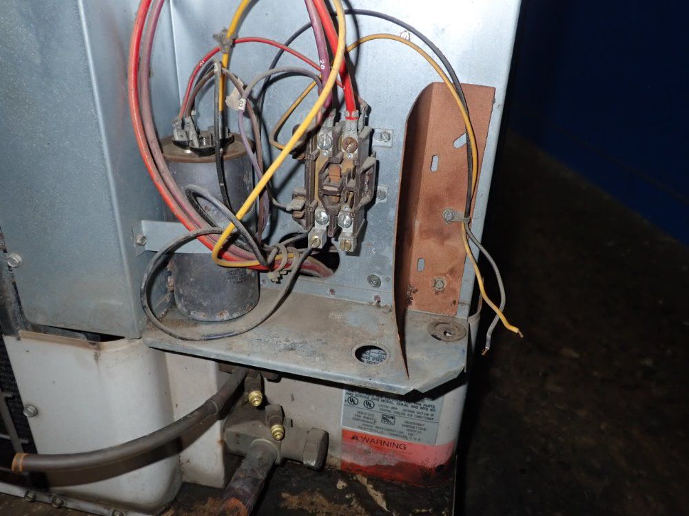 Amana Air Conditioner