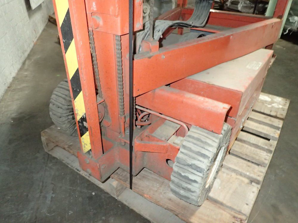 Economy Electric Man Lift