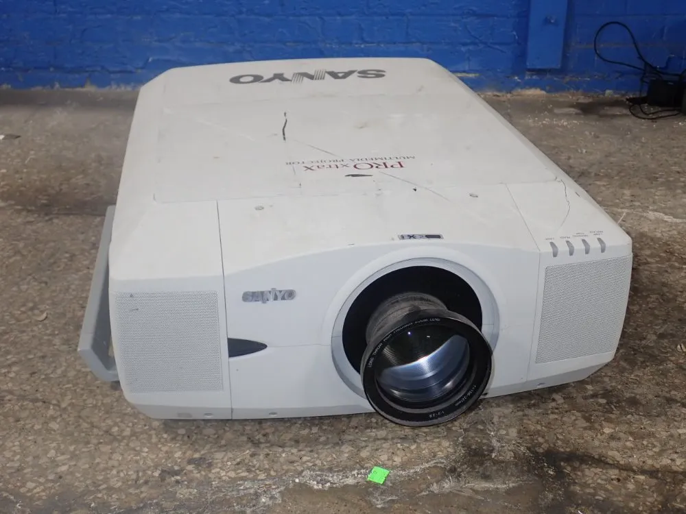 Sanyo Lcd Projector