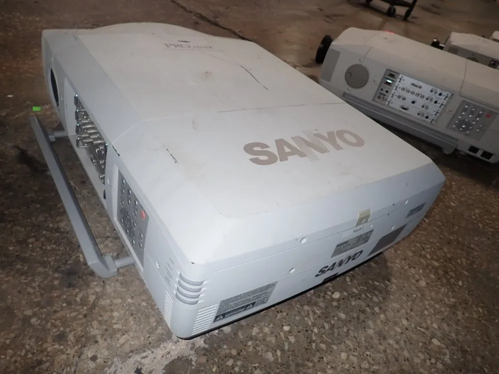 Sanyo Lcd Projector