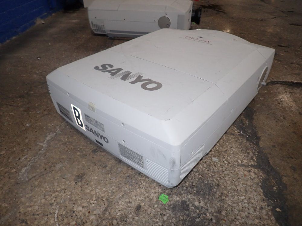 Sanyo Lcd Projector