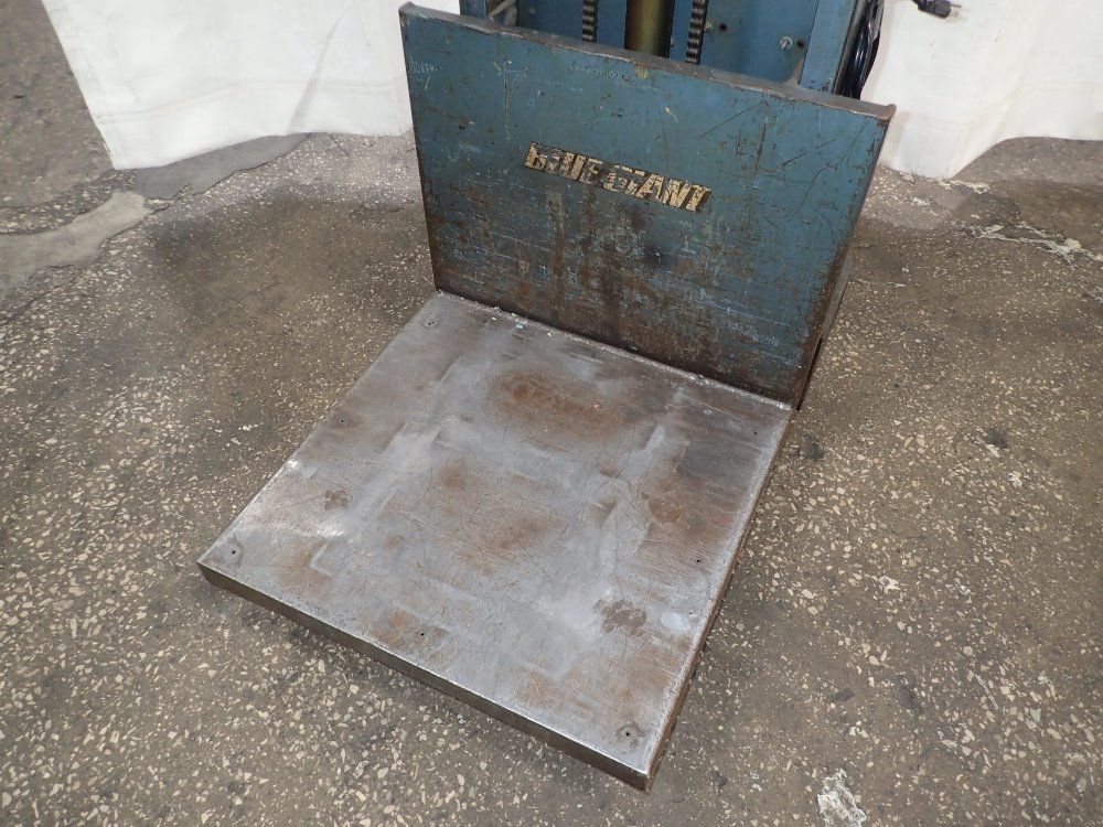 Blue Giant Electric Die Lift