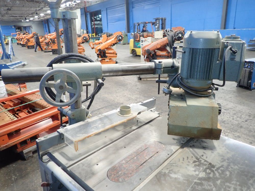 Delta / Rockwell 10" Table Saw W/ Feeder