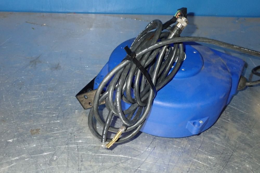 Roboreels Rectratable Robot Teach Pendant Cable Reel