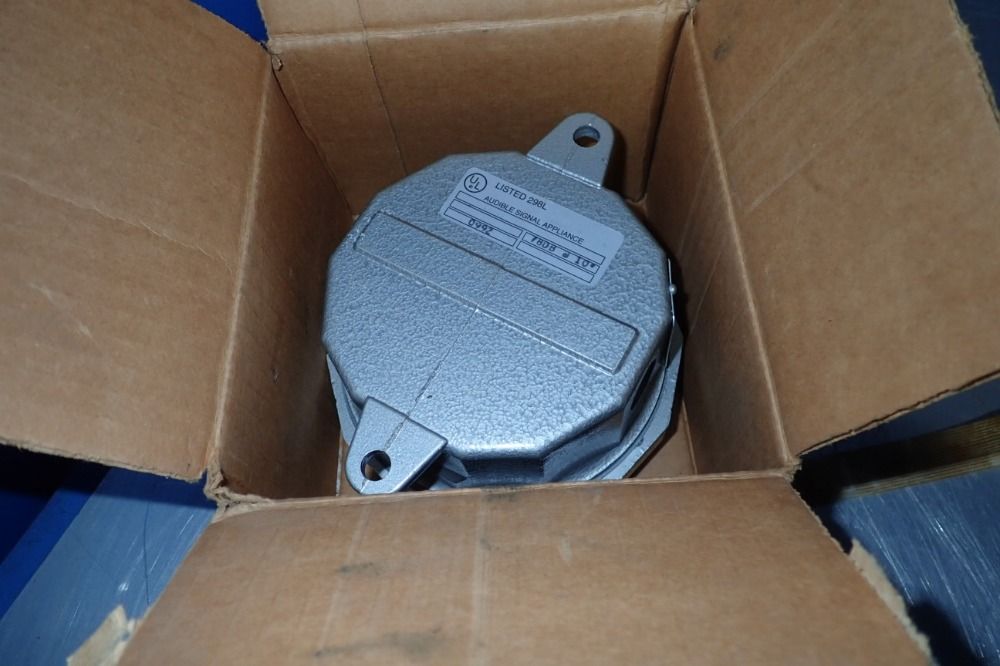 Thomas Industrial Signal - 8699