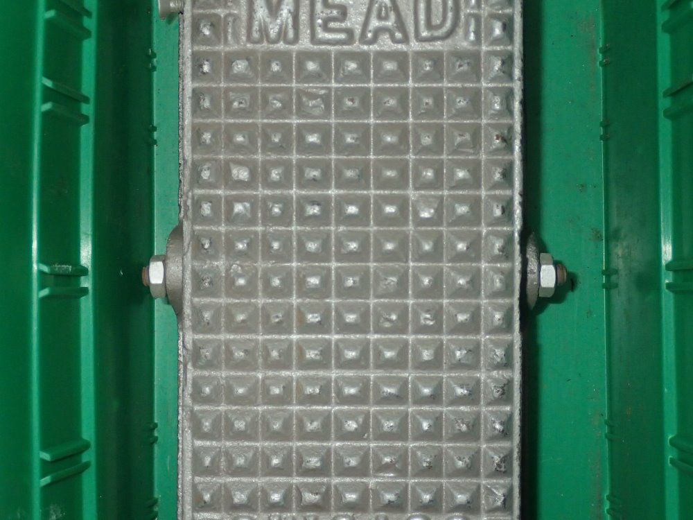 Mead Chicago Foot Switch