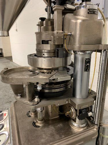 Manesty 20 Station Tablet Press - Express 20