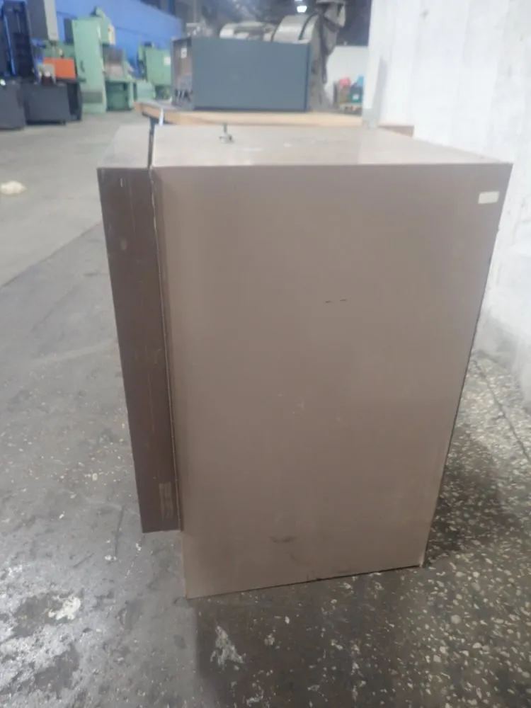 Macalaster Bicknell Oven