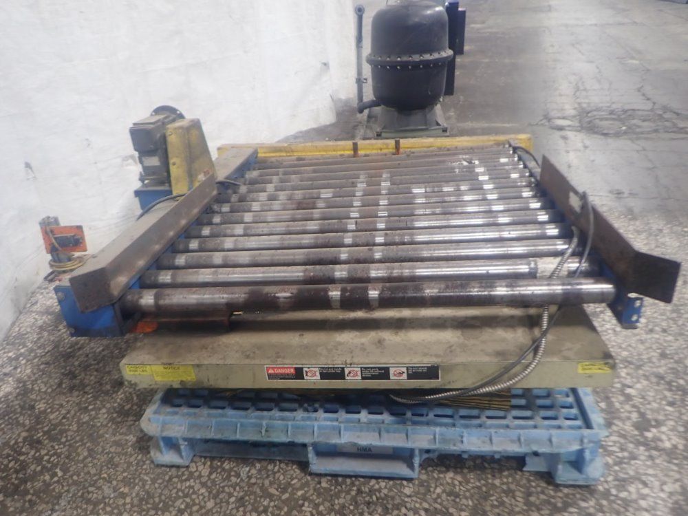 Lewco / Southworth Lift Table W/ Power Roller Conveyor