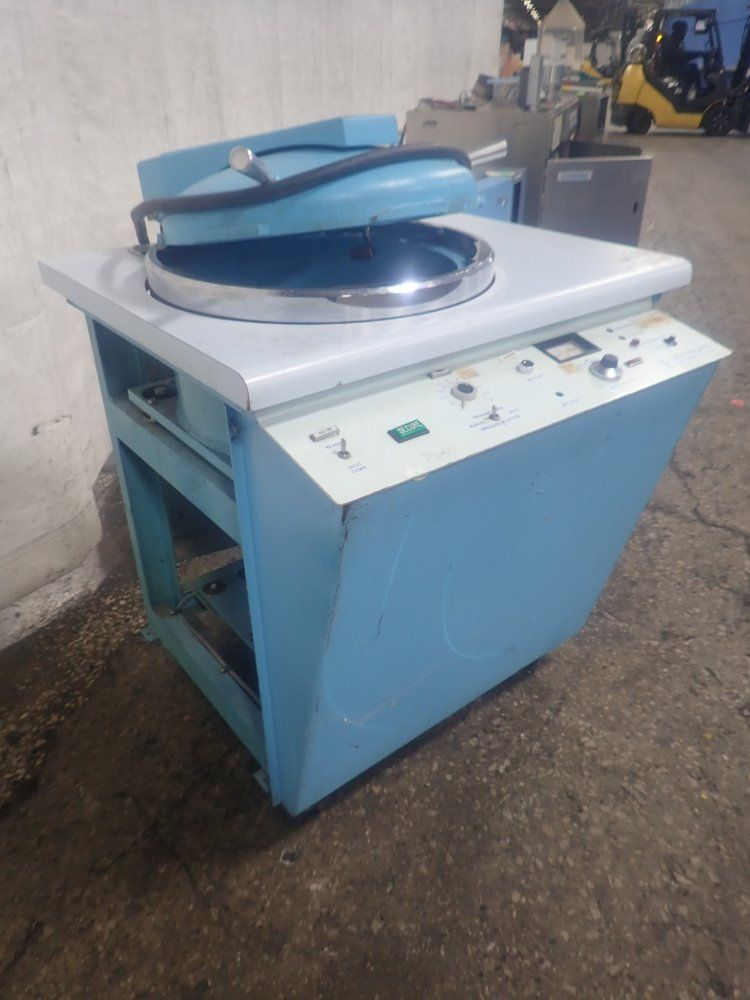 Trio-tech International Centrifuge