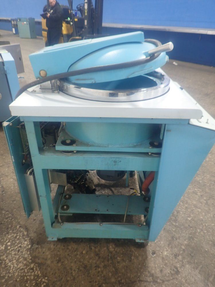 Trio-tech International Centrifuge