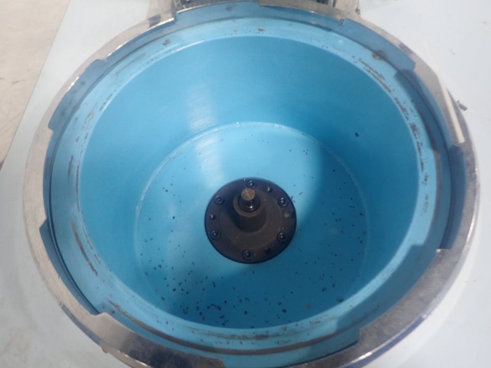 Trio-tech International Centrifuge