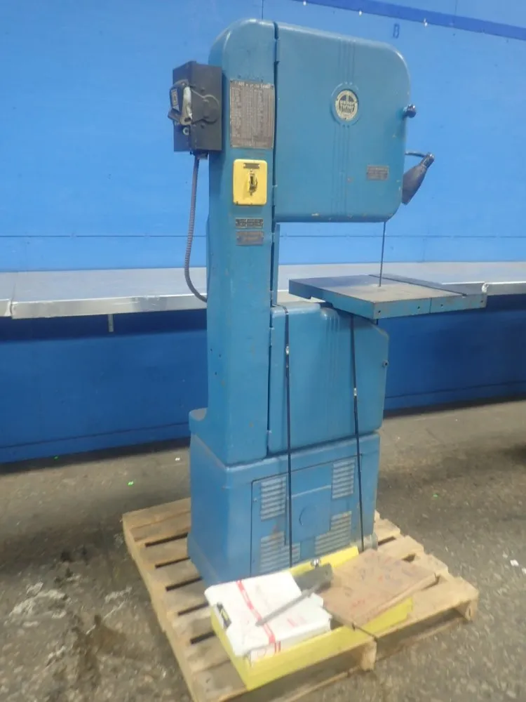 Walker-turner Vertical Band Saw