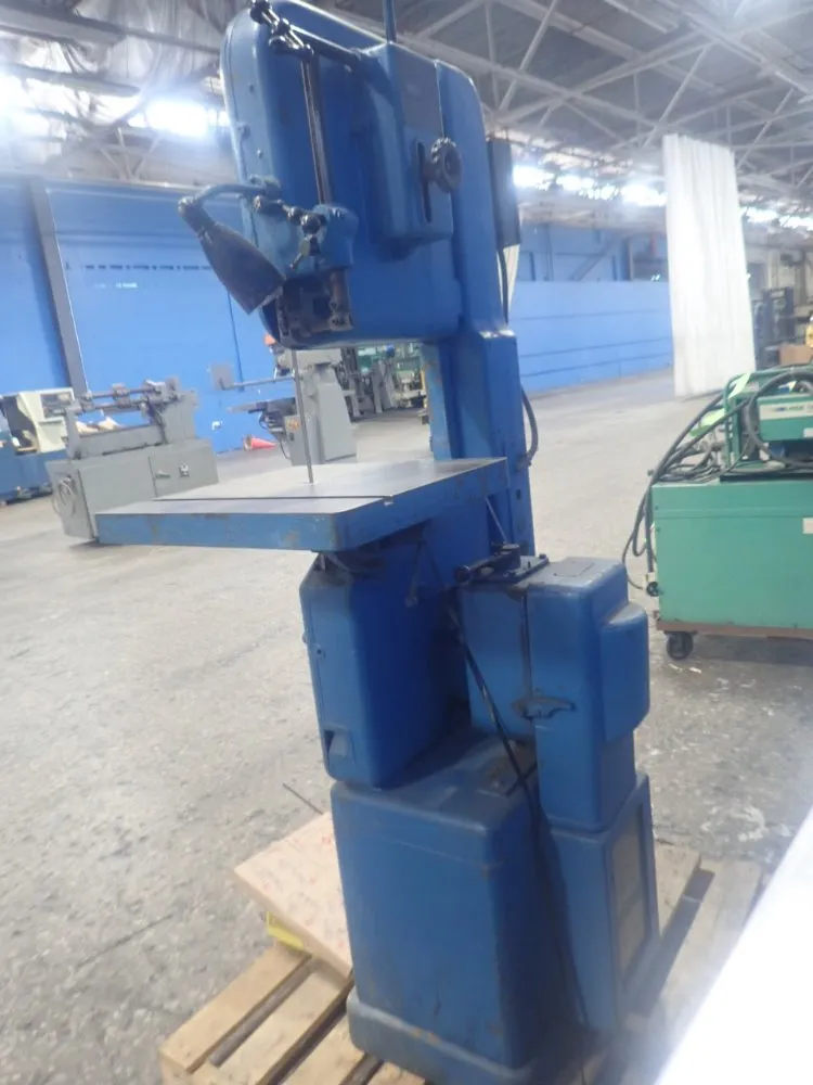 Walker-turner Vertical Band Saw