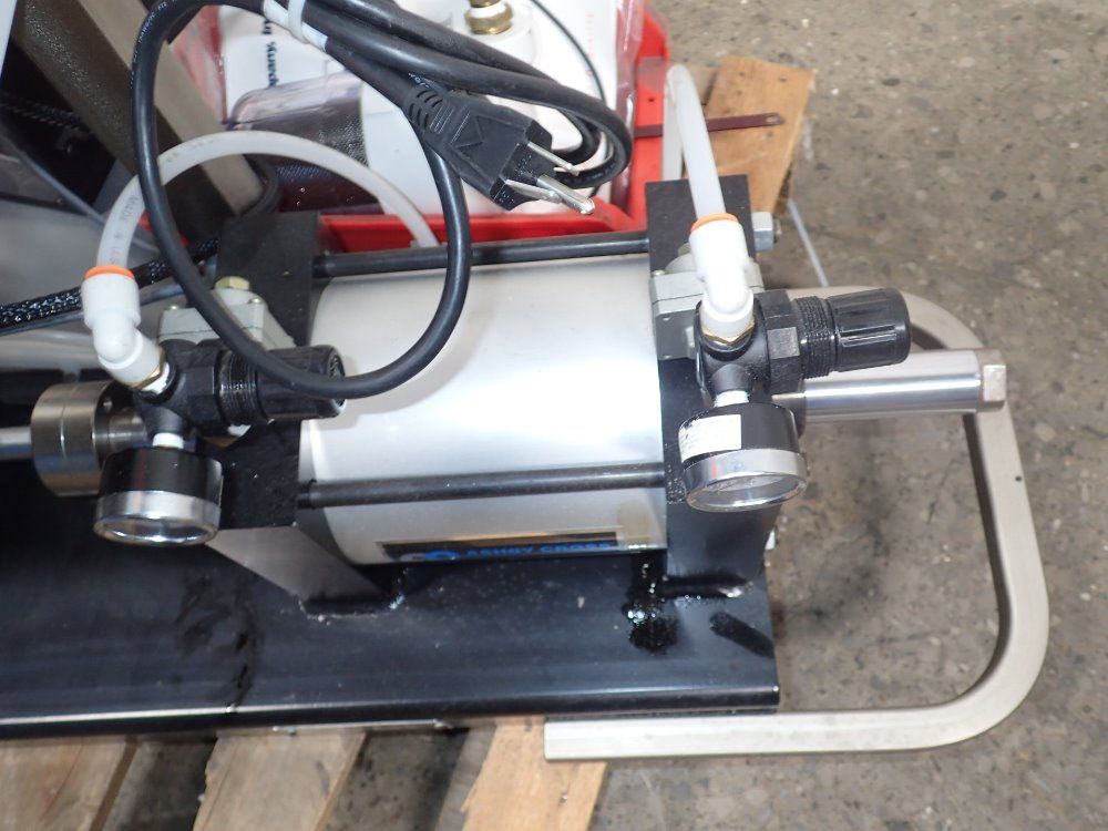 Ashby Cross Dispenser