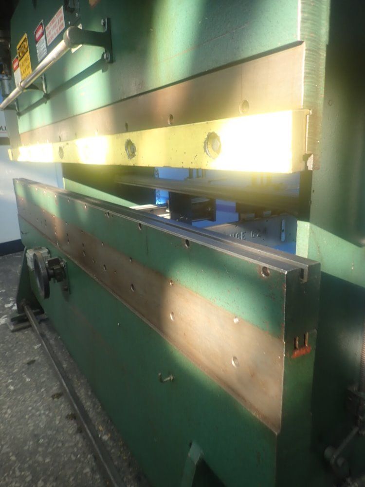 Wisconsin Machine 8' Press Brake