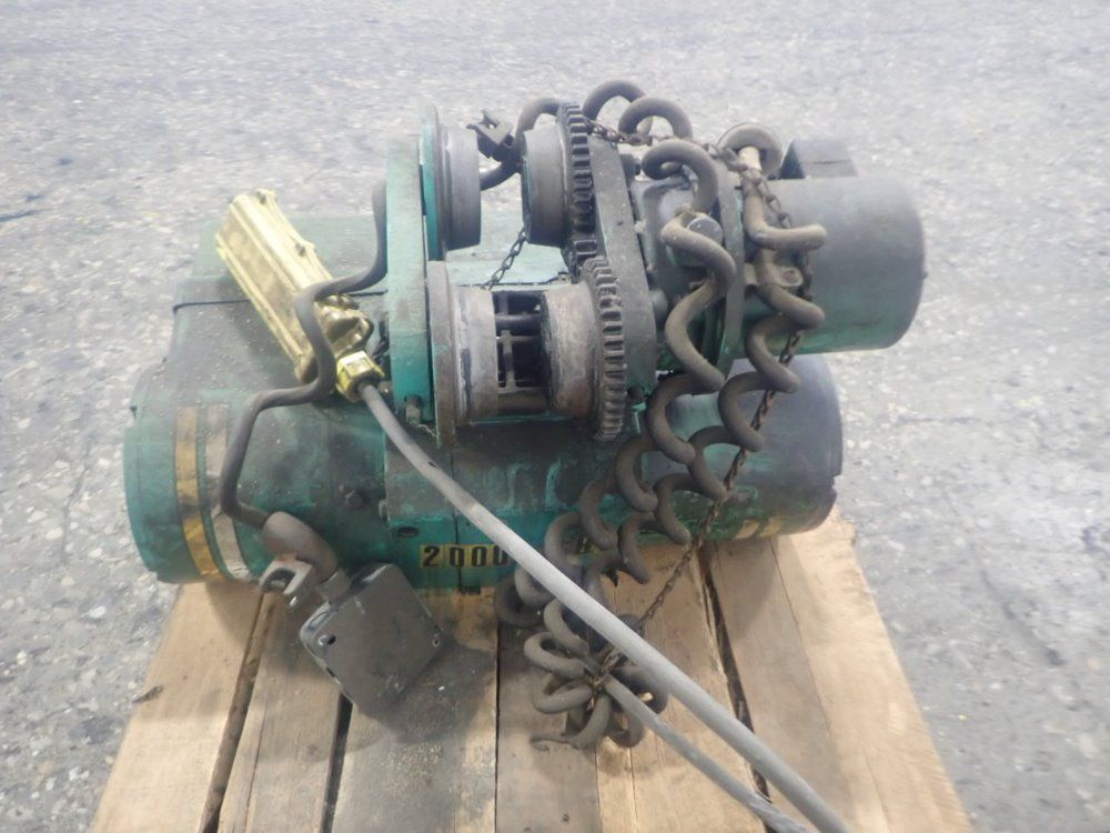 Harnishieger Electric Cable Hoist