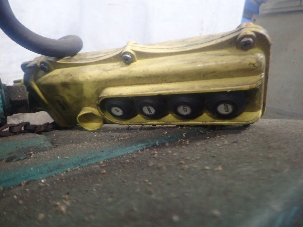 Harnishieger Electric Cable Hoist