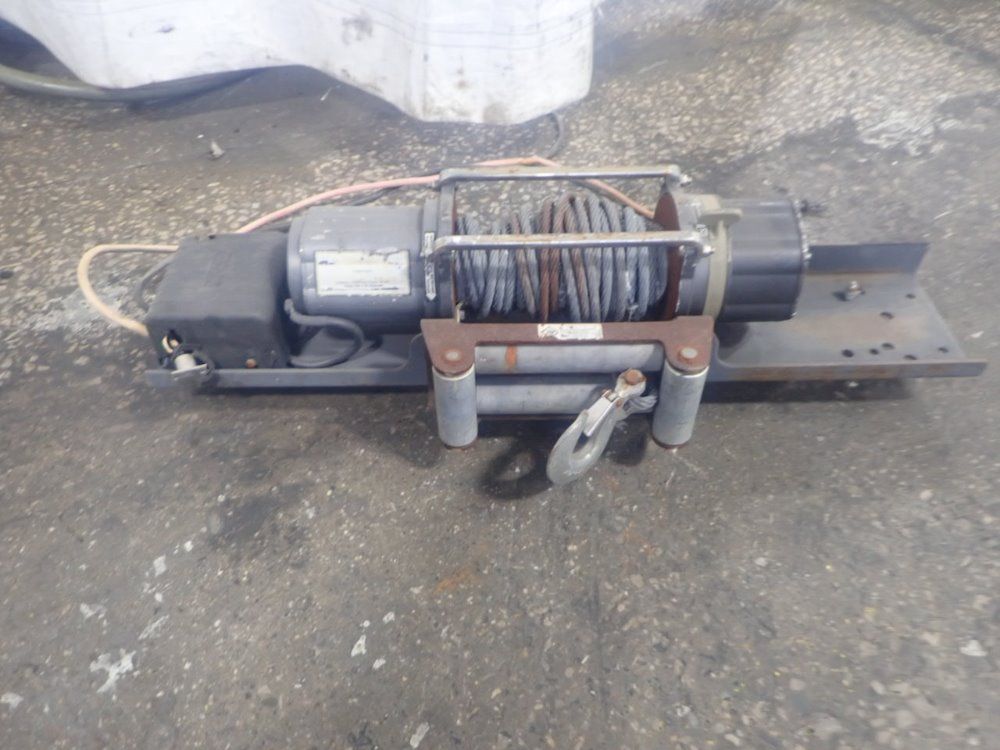Chicago Electric Electric Cable Winch